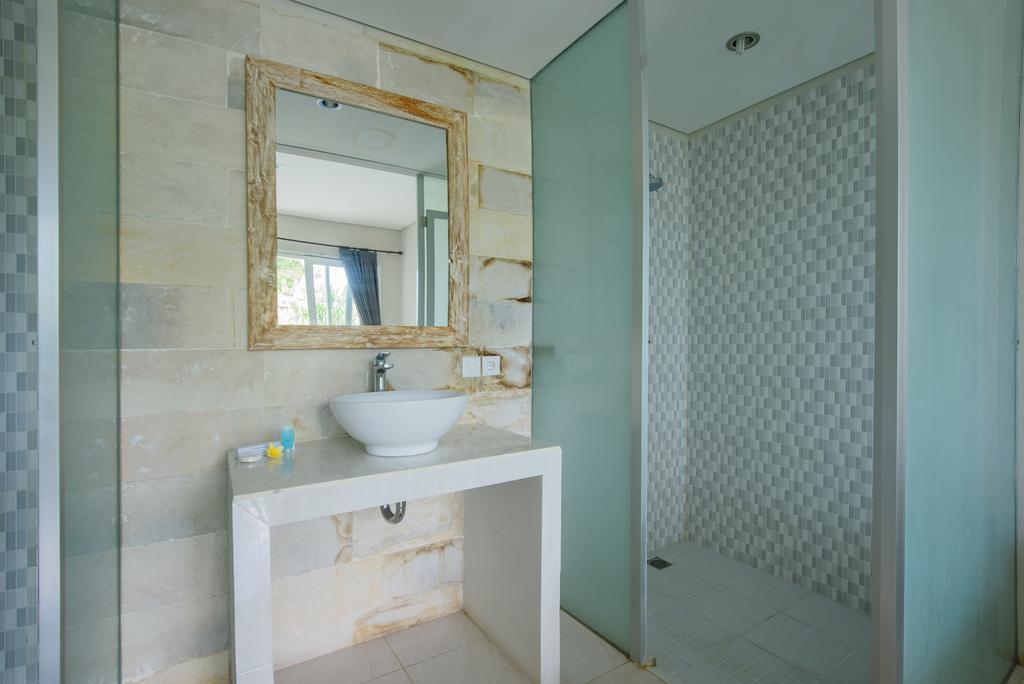 Asung Guesthouse Canggu Екстериор снимка