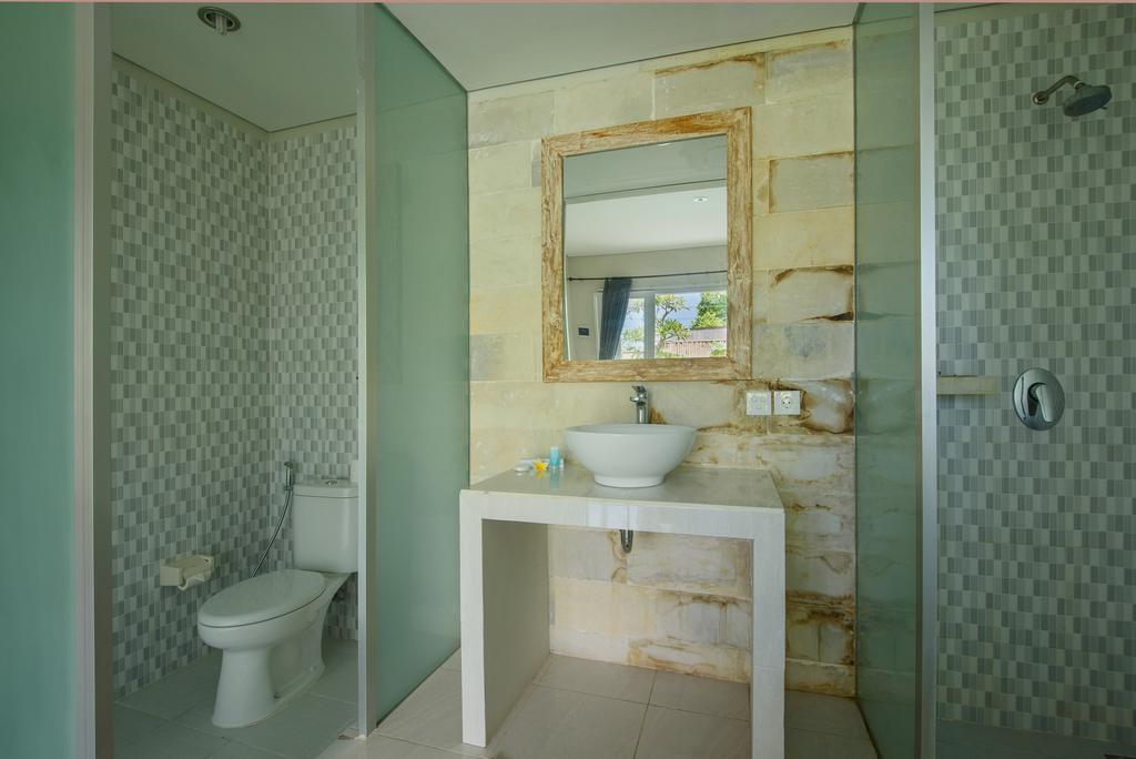 Asung Guesthouse Canggu Екстериор снимка