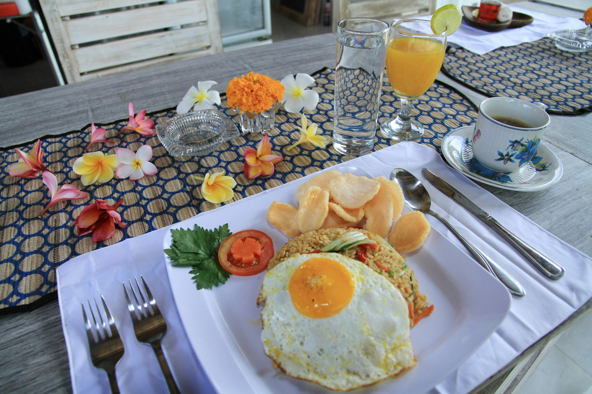 Asung Guesthouse Canggu Екстериор снимка