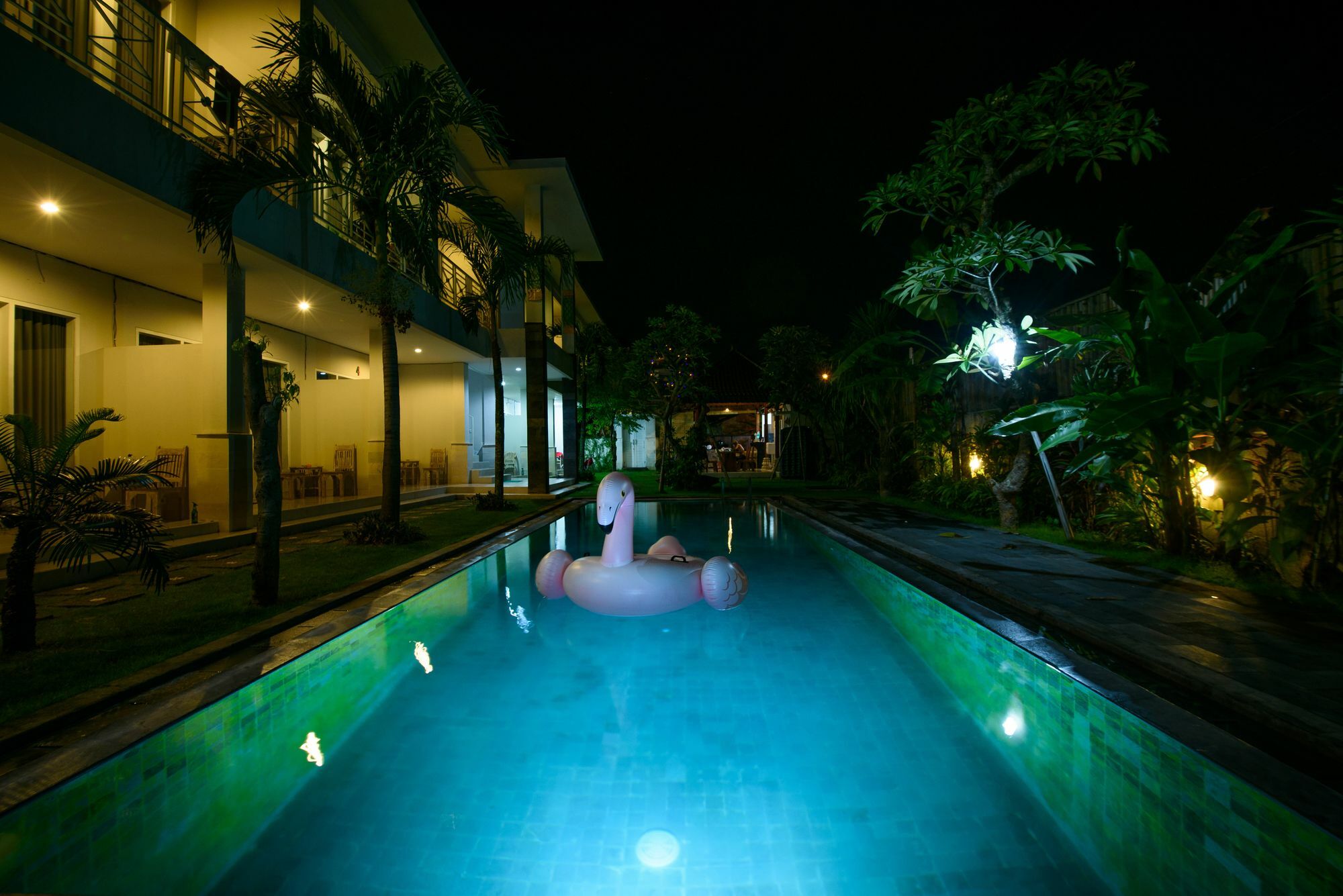 Asung Guesthouse Canggu Екстериор снимка